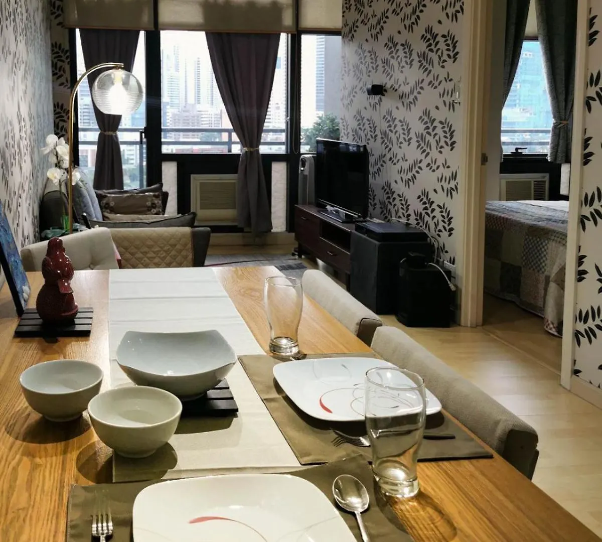 Spacious 1Br Apt Near Nightlife And Business Center In Makati Manila Lejlighedshotel