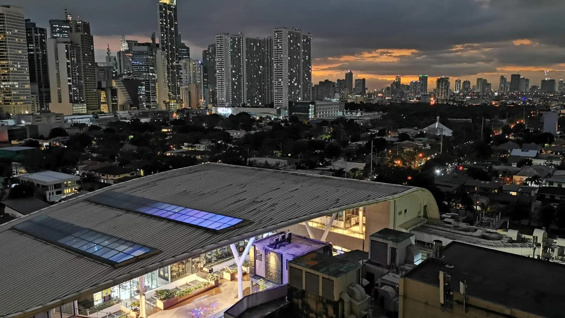 Spacious 1Br Apt Near Nightlife And Business Center In Makati Manila Philippines